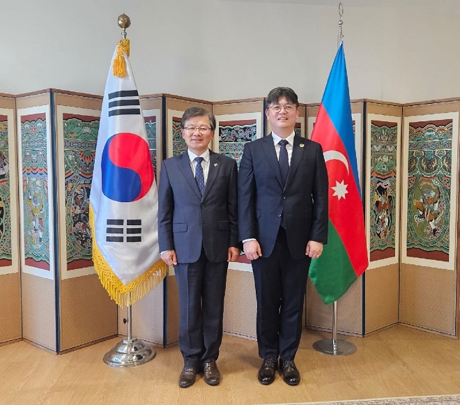 Meeting with Delegation from Sejong University